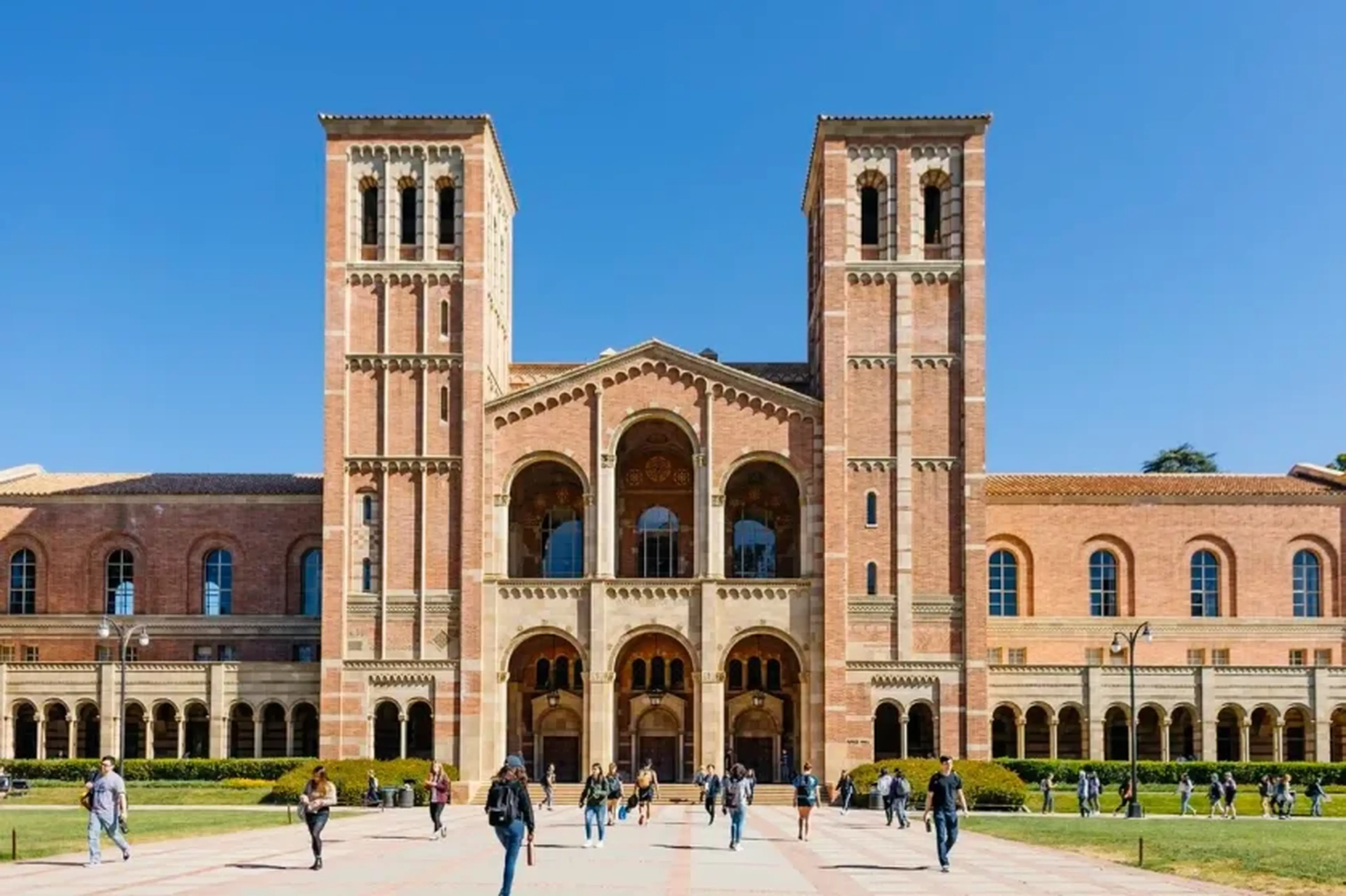 UCLA, Estados Unidos