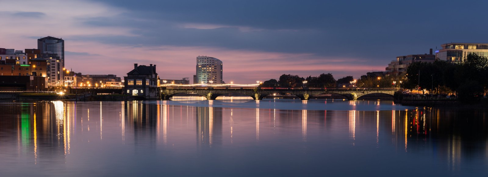 Limerick, a orillas del río Shannon