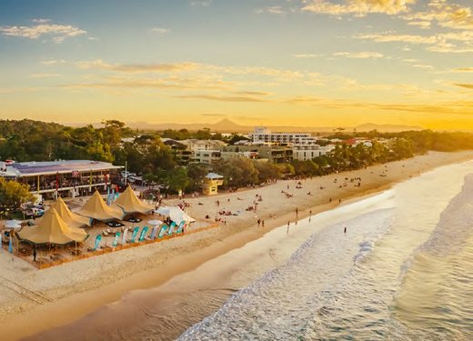 Atardecer en la playa de Noosa