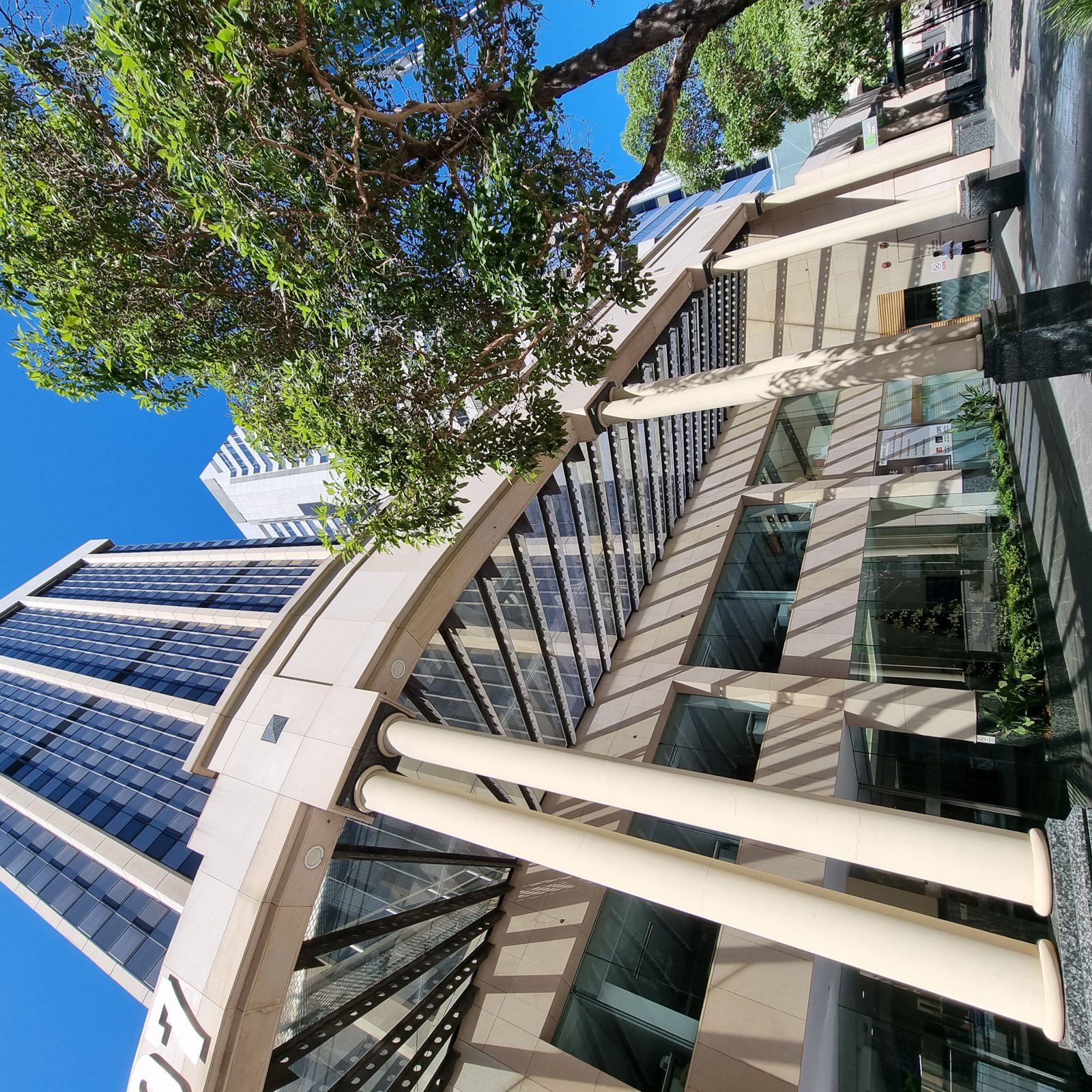 El edificio de Lexis Perth en St Georges Terrace